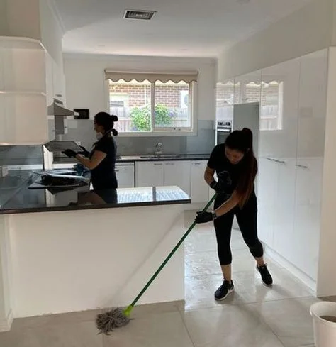 Final Cleaning & Handover